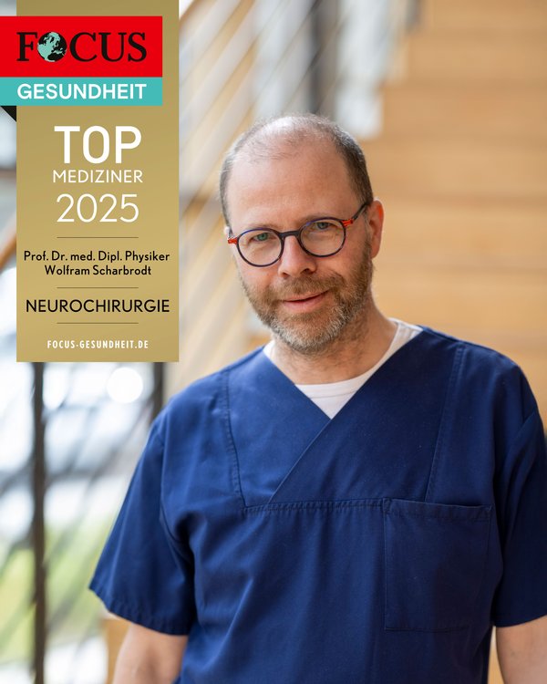 Prof. Dr. med. Dipl. Phys. Wolfram Scharbrodt, Chefarzt der Neurochirurgie am Gemeinschaftskrankenhaus Herdecke.
